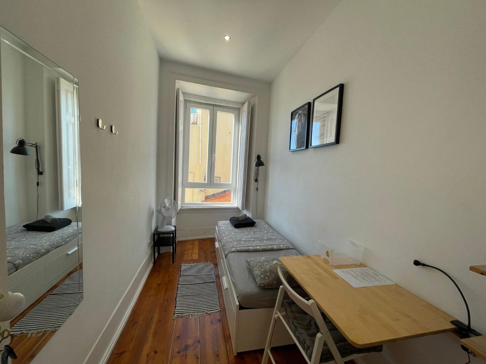 Embassy Arriaga Private Elegance Rooms In Stylish Shared Apartment Lisabona Exterior foto