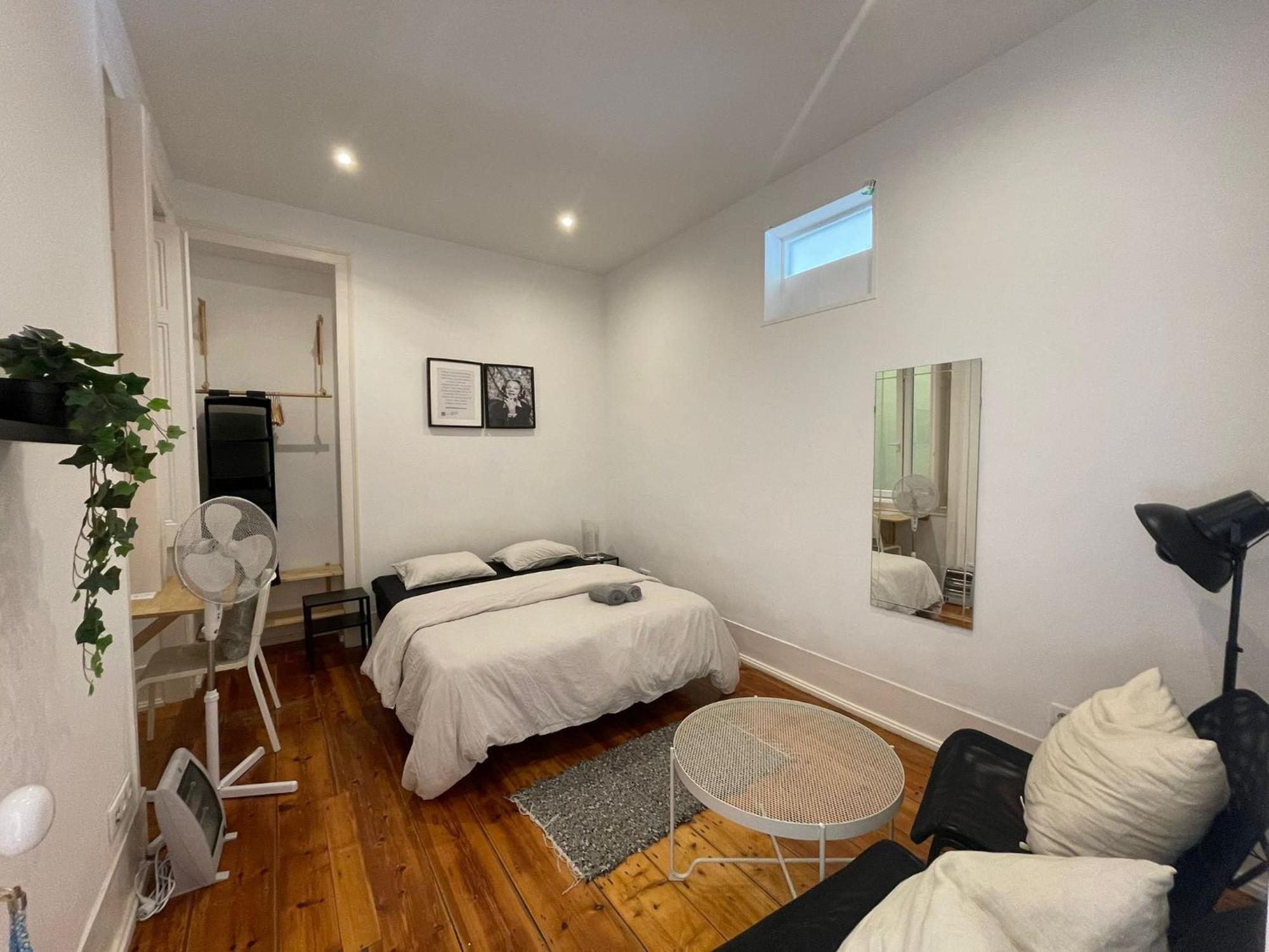 Embassy Arriaga Private Elegance Rooms In Stylish Shared Apartment Lisabona Exterior foto